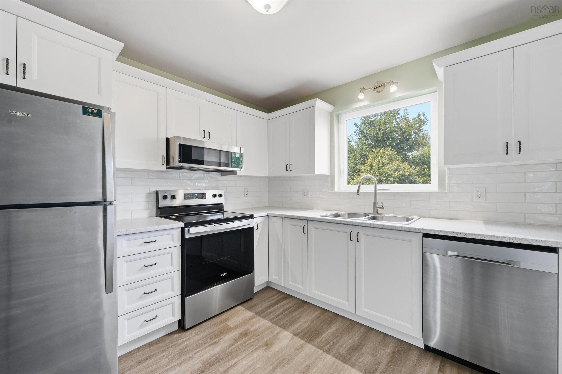 49 Albany Terrace, Cole Harbour, NS - Indoor Photo Showing Kitchen With Stainless Steel Kitchen With Double Sink