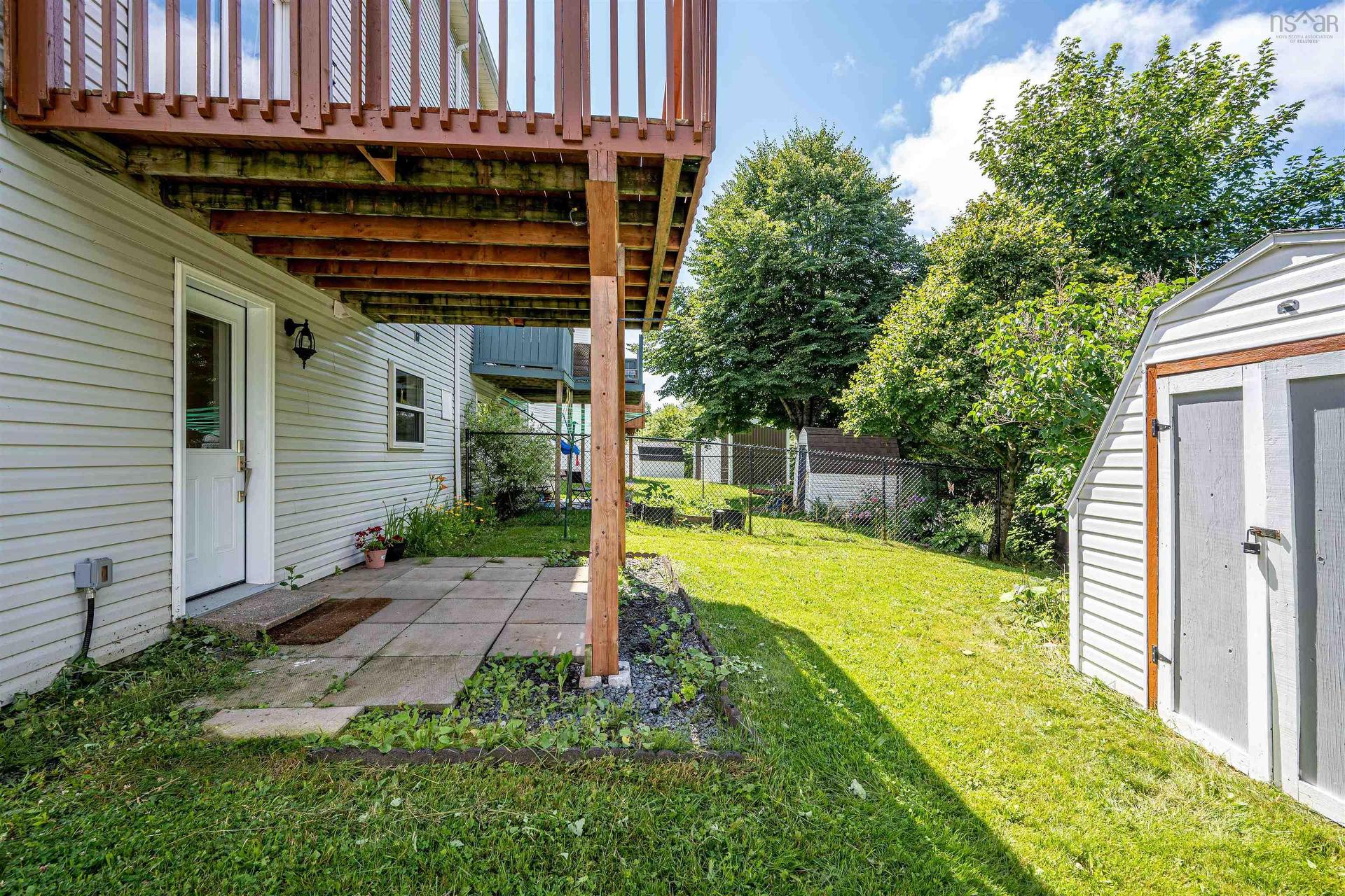 49 Albany Terrace, Cole Harbour, NS - Outdoor