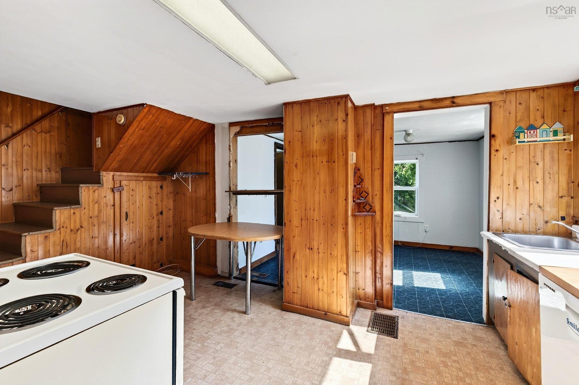 82 Cemetery Road, Hants County, NS - Indoor Photo Showing Kitchen