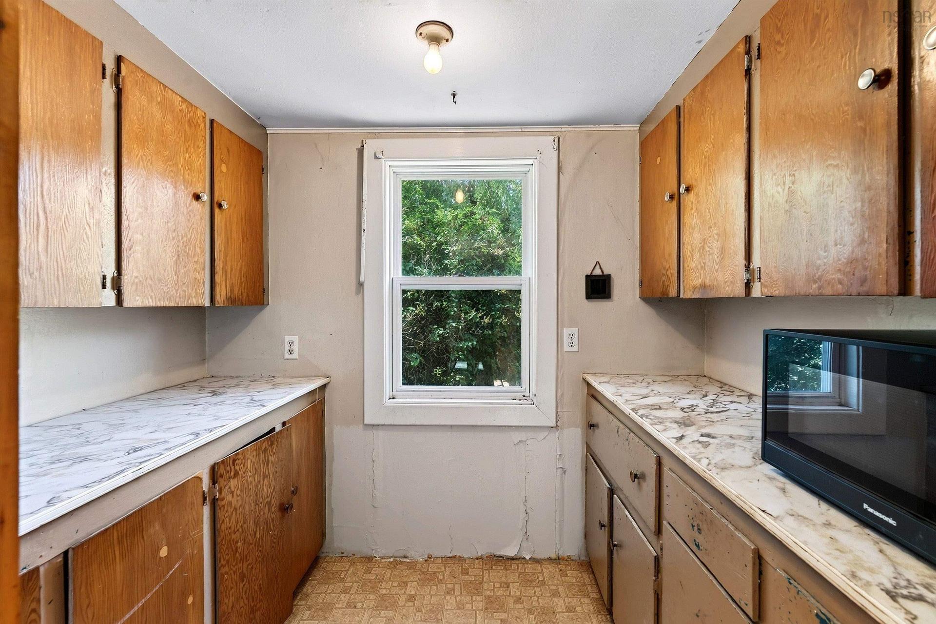 82 Cemetery Road, Hants County, NS - Indoor Photo Showing Kitchen