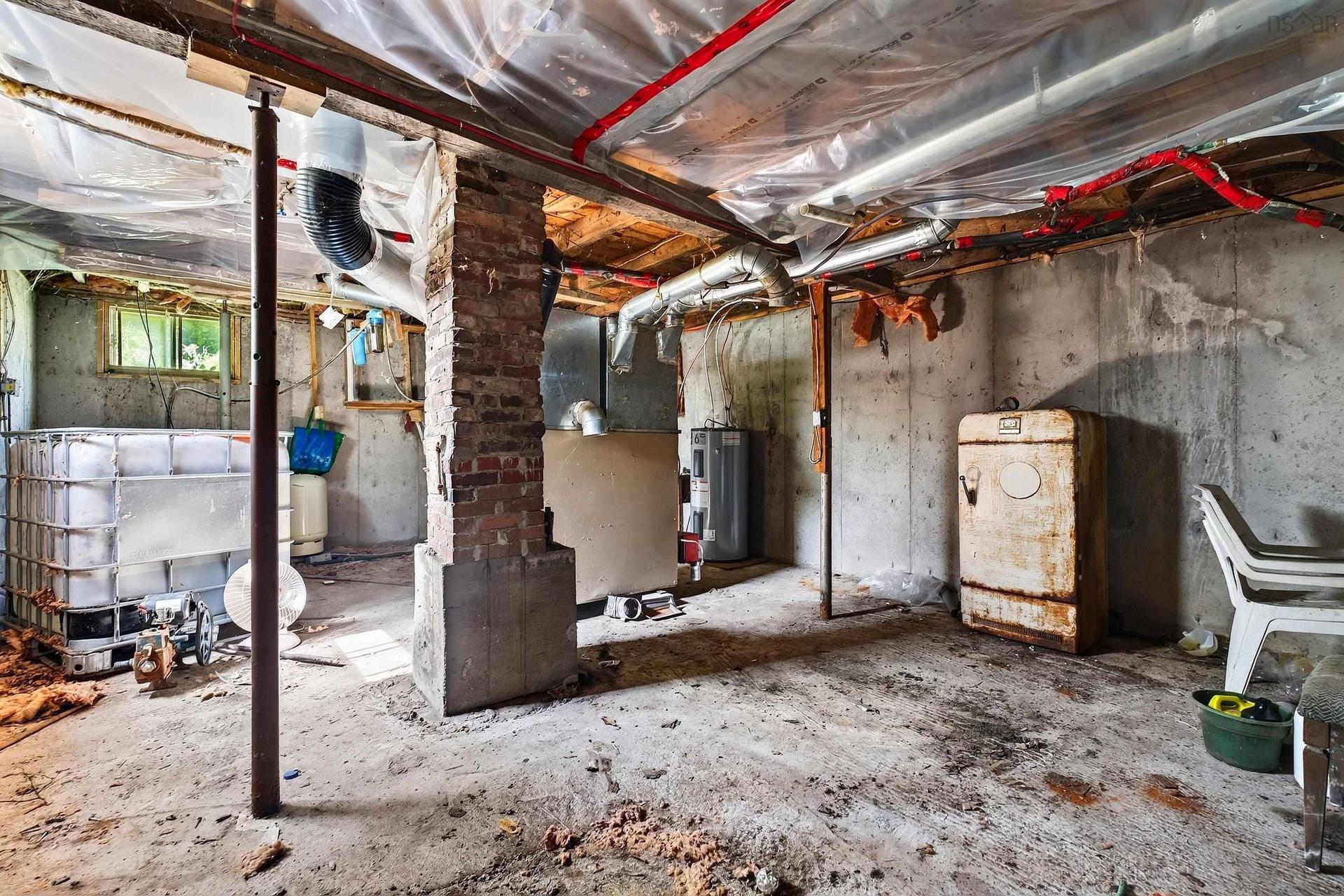 82 Cemetery Road, Hants County, NS - Indoor Photo Showing Basement
