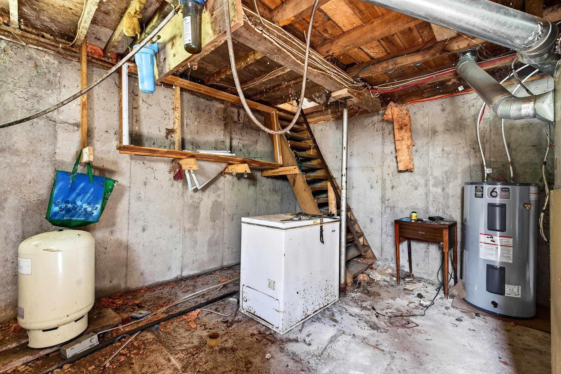 82 Cemetery Road, Hants County, NS - Indoor Photo Showing Basement