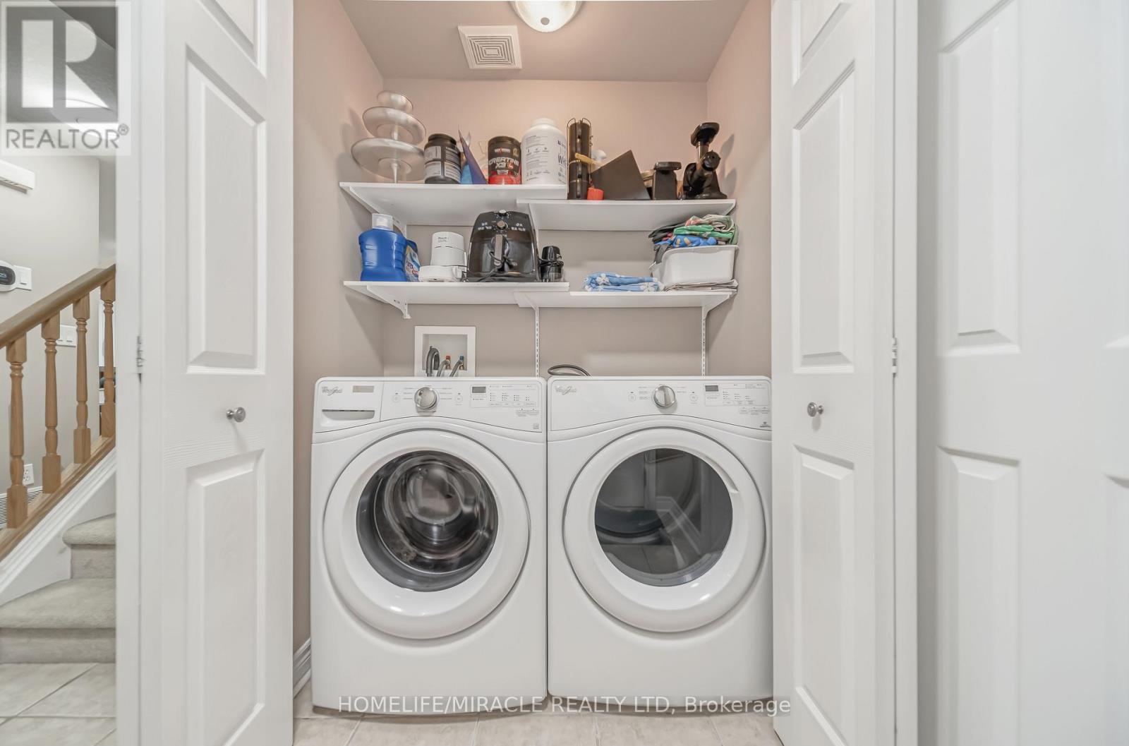 93 Lynch Circle, Guelph, ON - Indoor Photo Showing Laundry Room