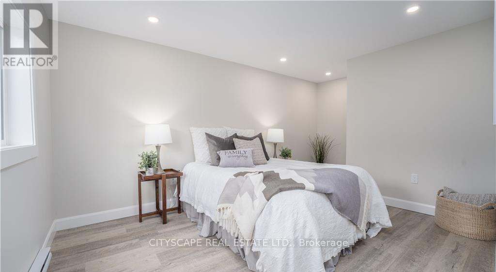 14 Mount Elgin Street, Brant, ON - Indoor Photo Showing Bedroom