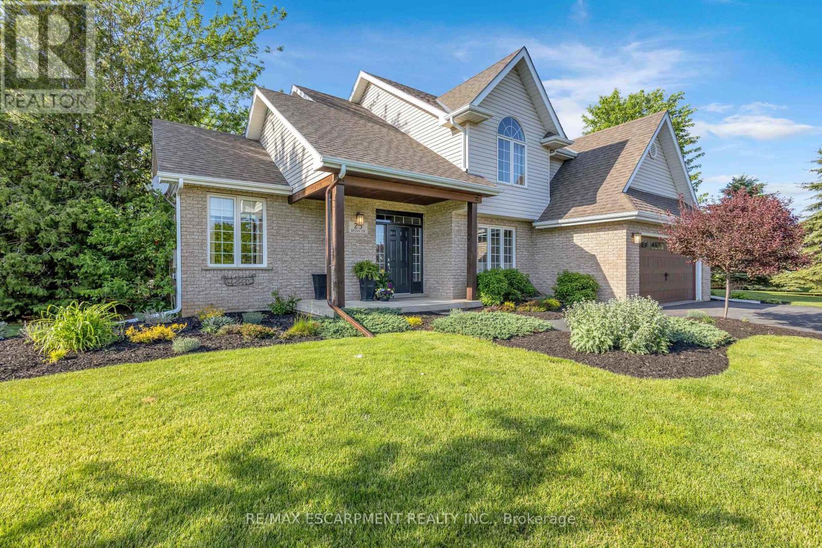 25 Brian Drive, Brant, ON - Outdoor With Facade