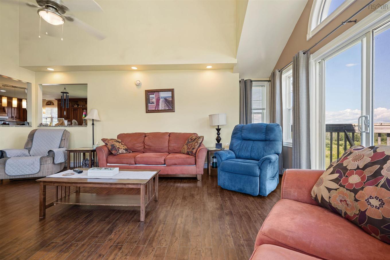 392 Birch Hill Road, Bass River, NS - Indoor Photo Showing Living Room