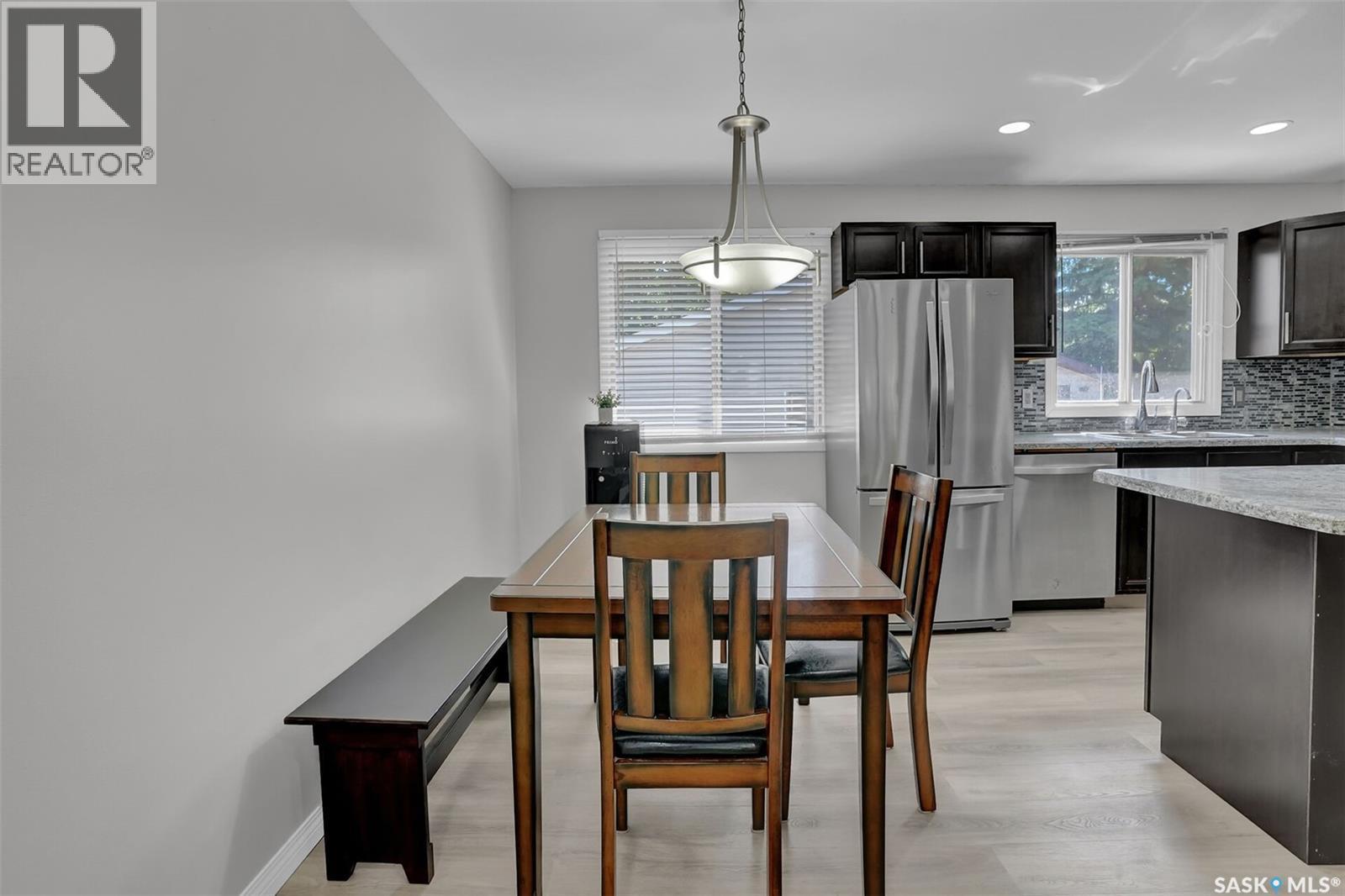 87 Hastings Crescent, Regina, SK - Indoor