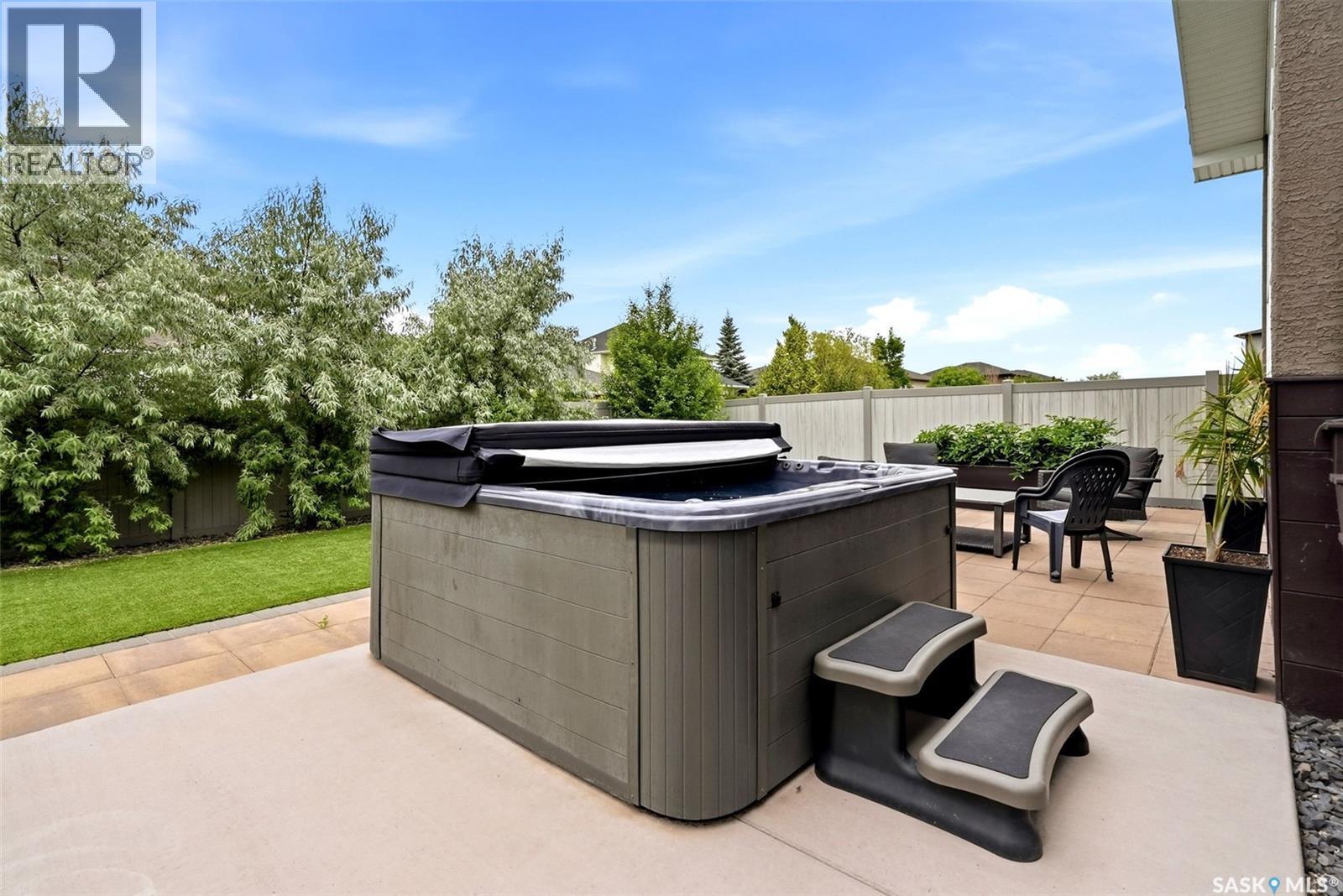 4602 Chuka Drive, Regina, SK - Outdoor