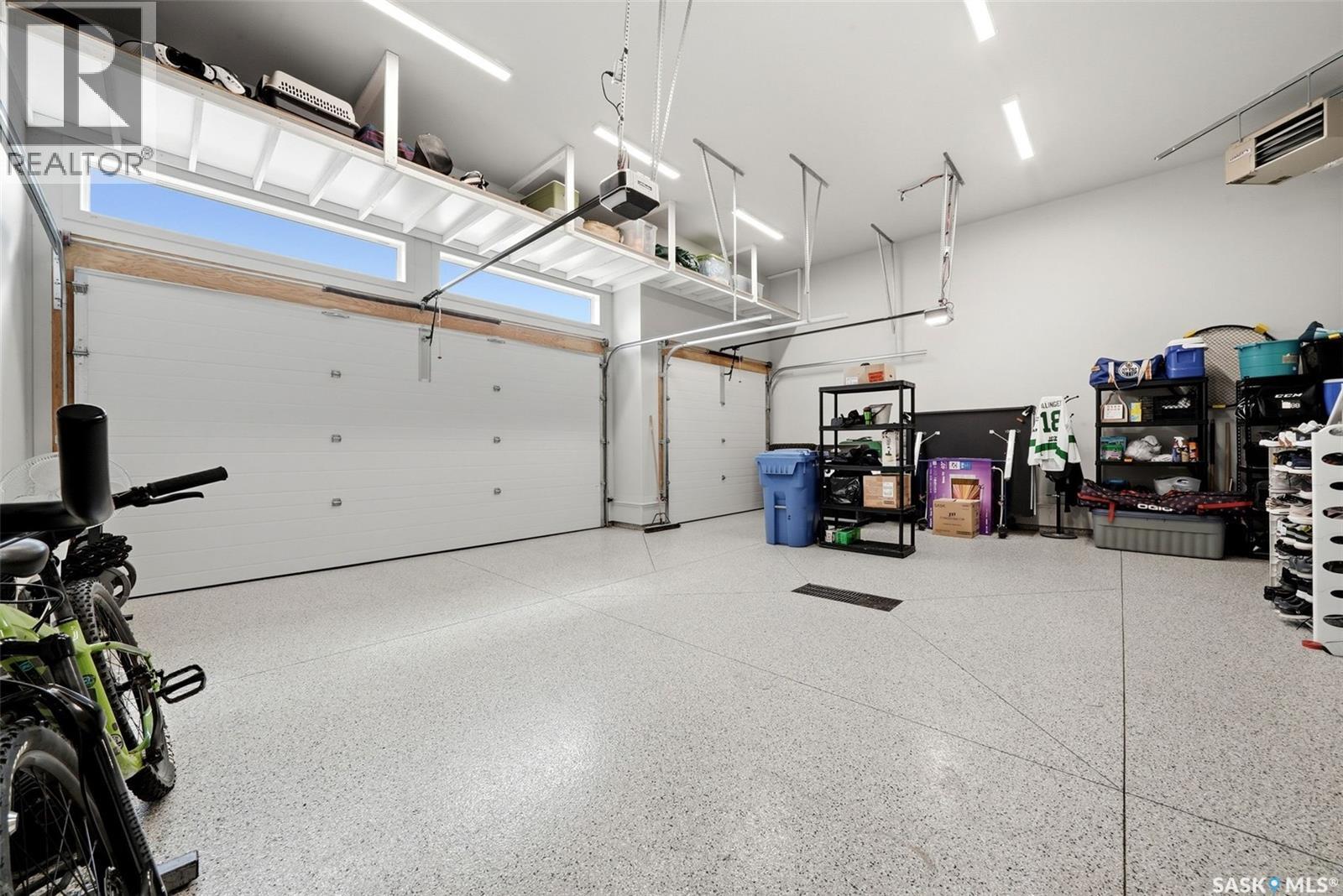 4602 Chuka Drive, Regina, SK - Indoor Photo Showing Garage