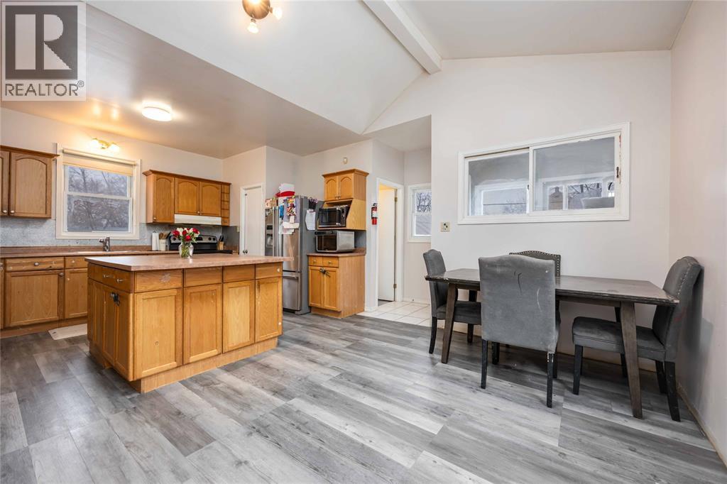 260 Mitton Street South, Sarnia, ON - Indoor