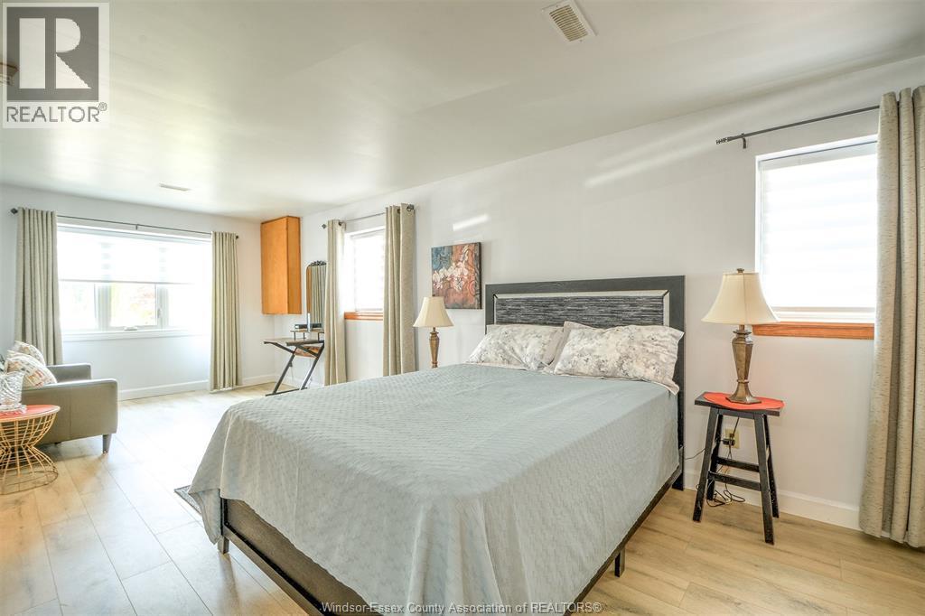 777 Front Road North, Amherstburg, ON - Indoor Photo Showing Bedroom