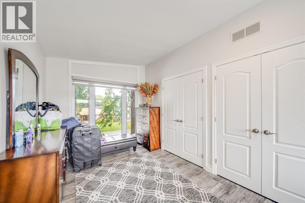 2405 Roxborough Boulevard, Windsor, ON - Indoor Photo Showing Other Room