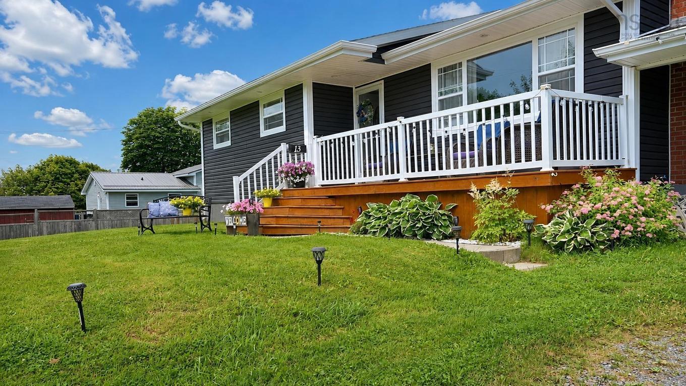 13 Third Avenue, Florence, NS
