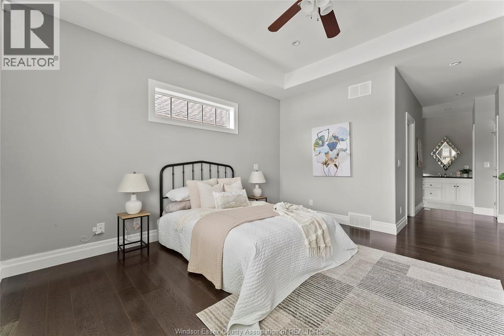 33 Montego Bay Crescent, Kingsville, ON - Indoor Photo Showing Bedroom