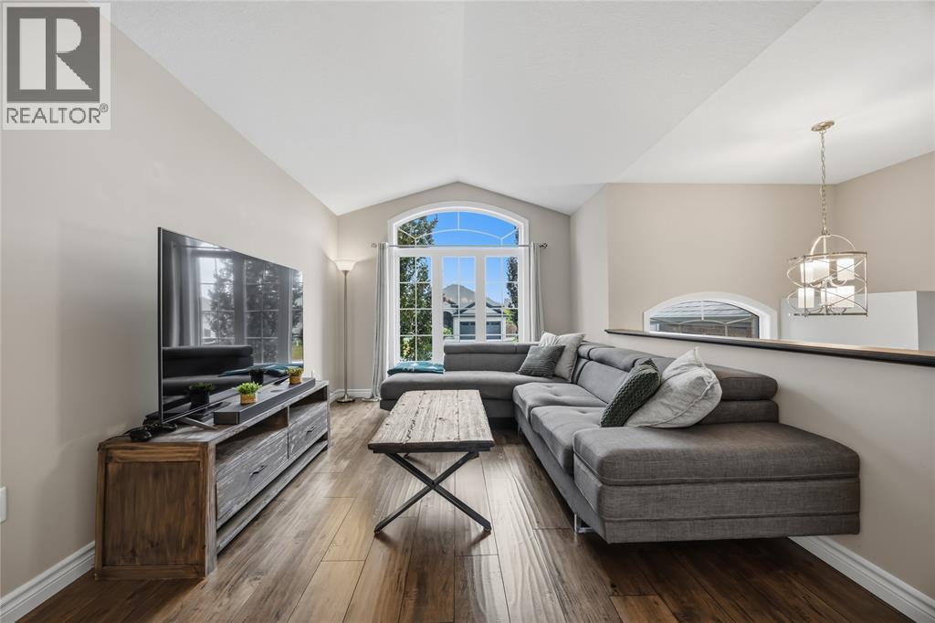 313 Citation Circle, St Clair, ON - Indoor Photo Showing Living Room