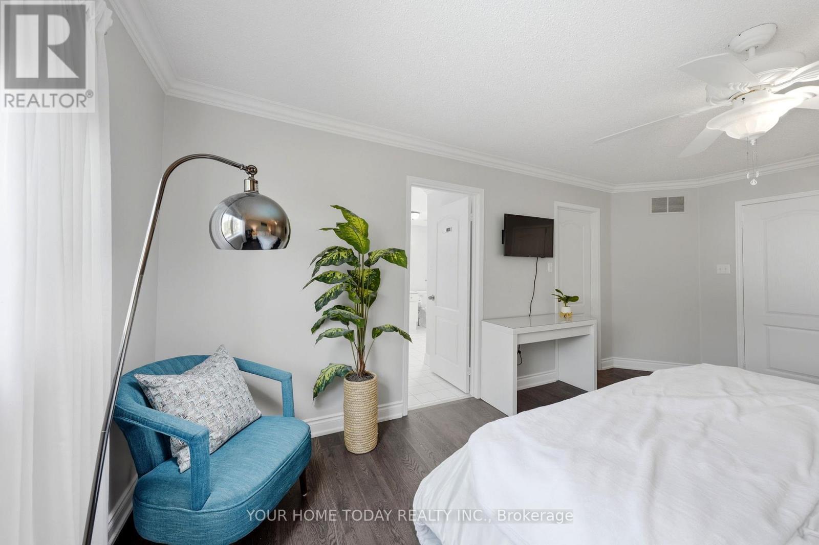 19 Mcnally Street, Halton Hills, ON - Indoor Photo Showing Bedroom