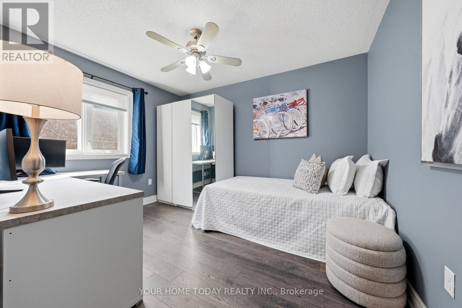 19 Mcnally Street, Halton Hills, ON - Indoor Photo Showing Bedroom