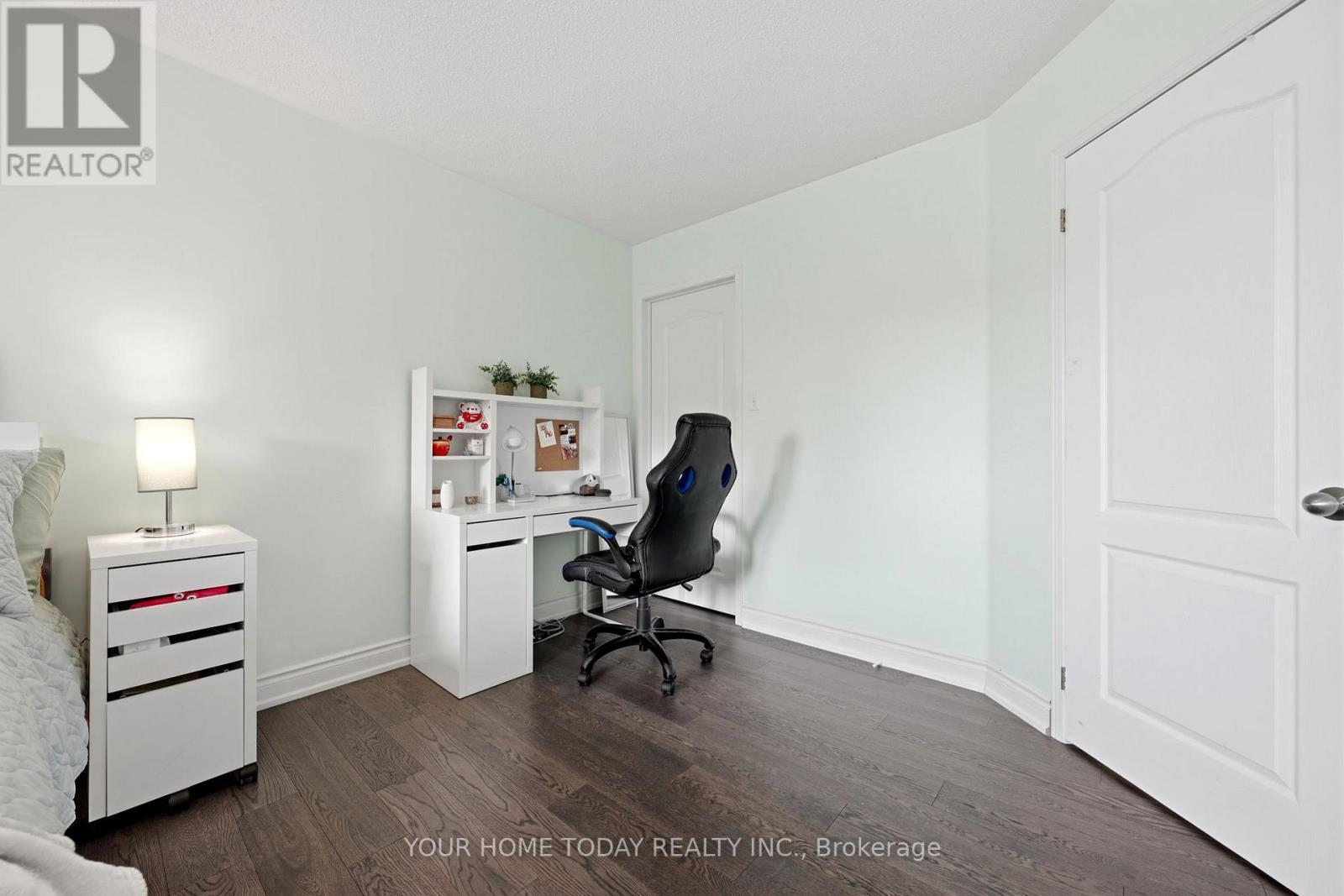 19 Mcnally Street, Halton Hills, ON - Indoor