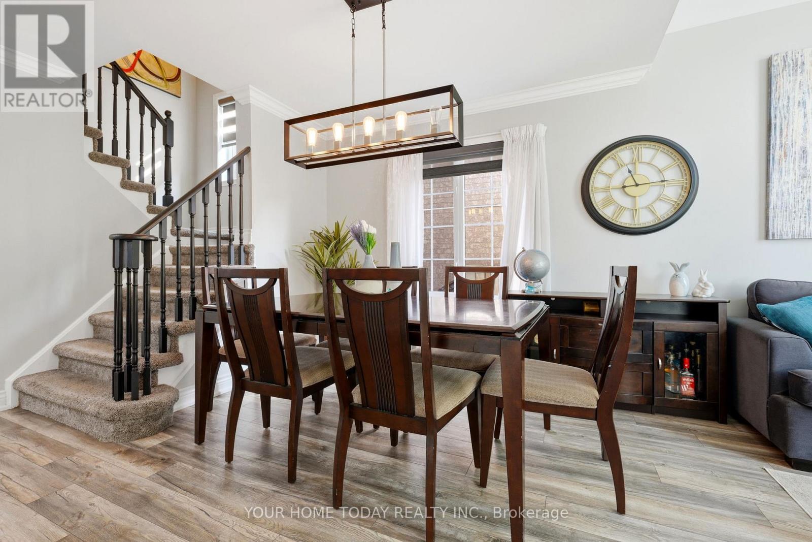 19 Mcnally Street, Halton Hills, ON - Indoor Photo Showing Dining Room
