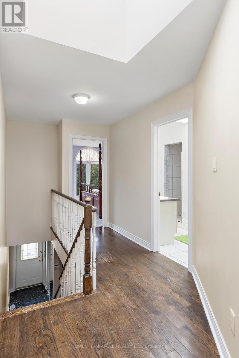 33 Torrens Avenue, Toronto, ON - Indoor Photo Showing Other Room