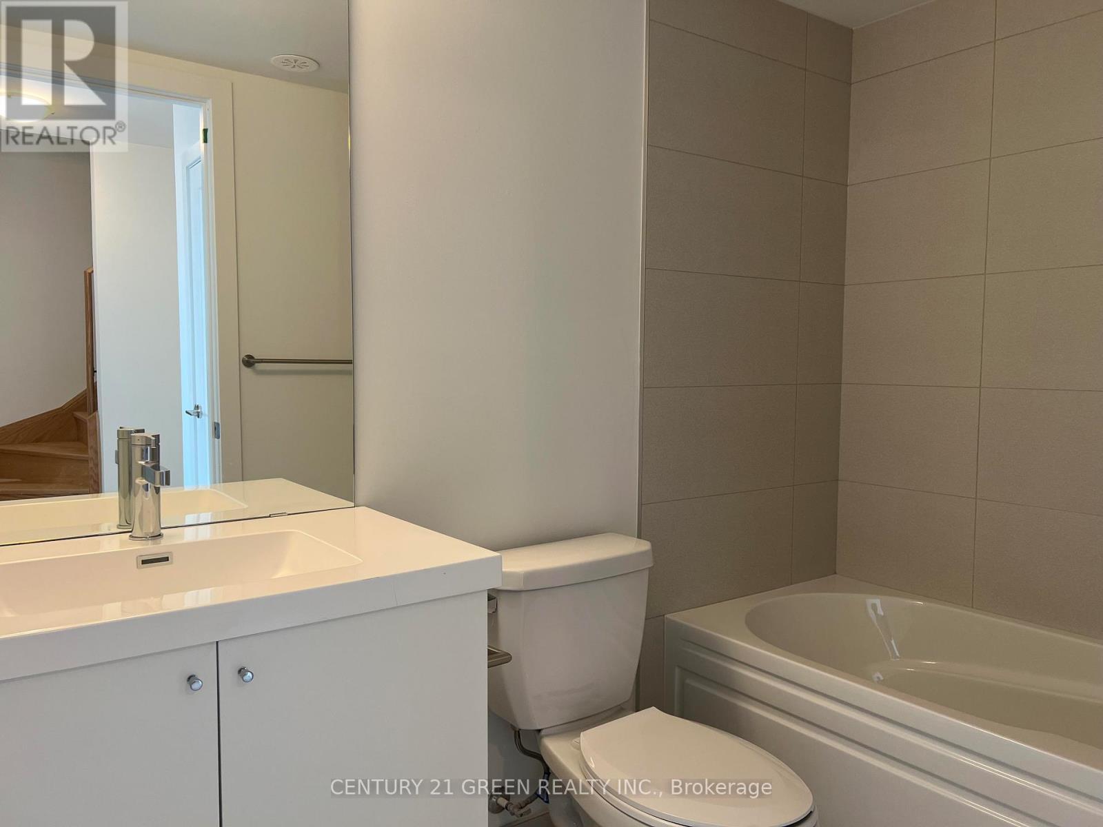 Th3 - 20 Alpine Symphony Path, Oshawa, ON - Indoor Photo Showing Bathroom