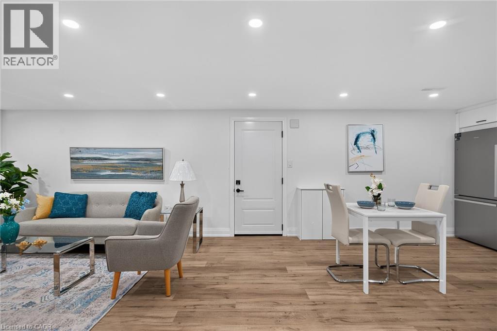 101 Loyalist Drive, Hamilton, ON - Indoor