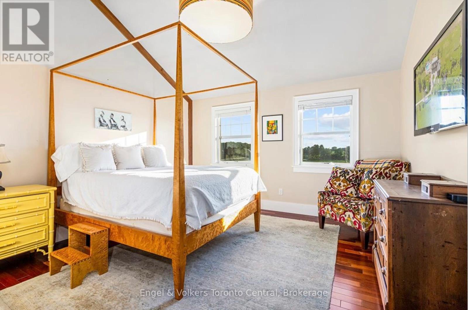385073 4Th Conc A Road, Grey Highlands, ON - Indoor Photo Showing Bedroom