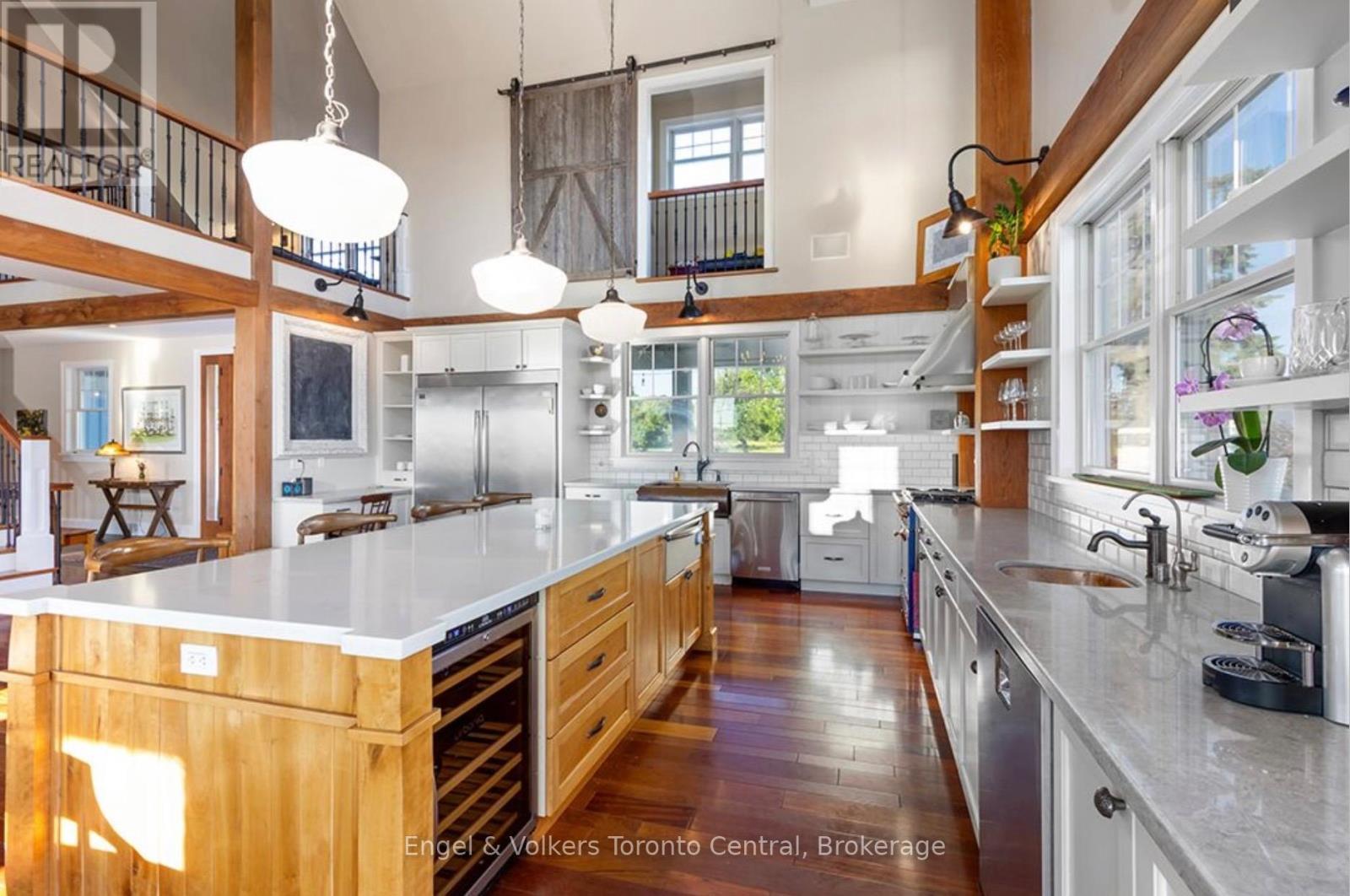385073 4Th Conc A Road, Grey Highlands, ON - Indoor Photo Showing Kitchen With Upgraded Kitchen