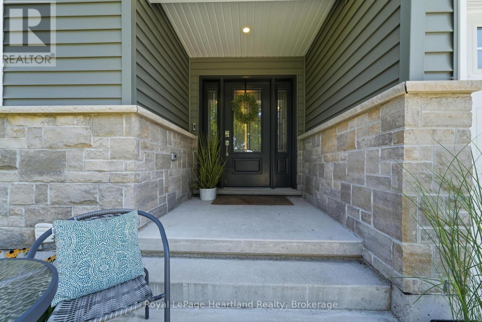 250 Wellington Street, North Huron (Blyth), ON - Outdoor With Deck Patio Veranda With Exterior