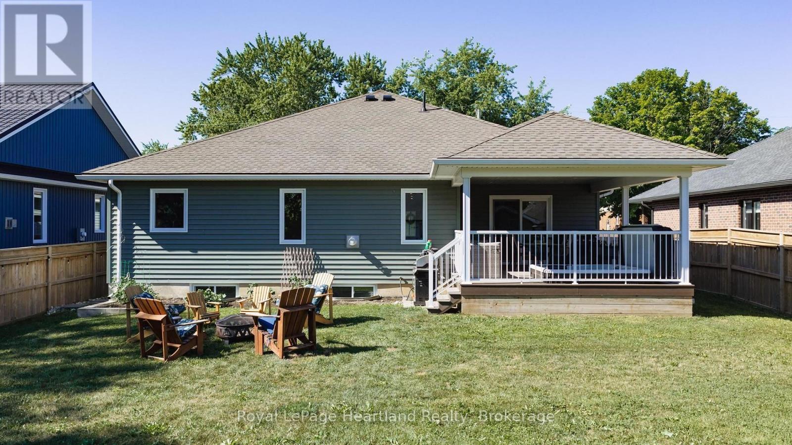 250 Wellington Street, North Huron (Blyth), ON - Outdoor With Deck Patio Veranda