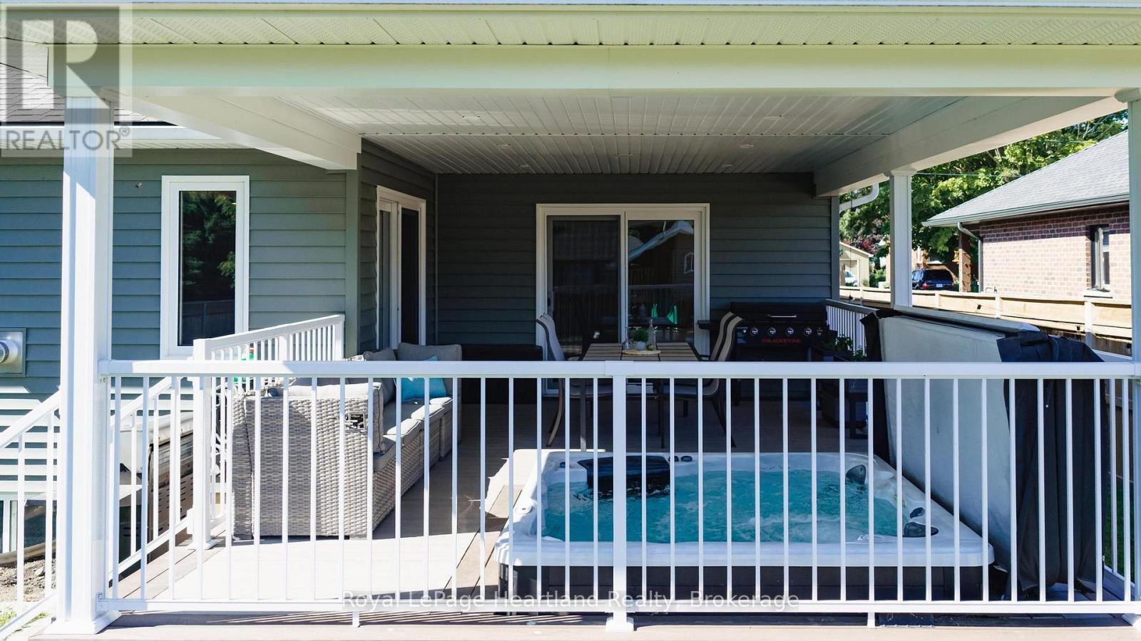 250 Wellington Street, North Huron (Blyth), ON - Outdoor With Deck Patio Veranda
