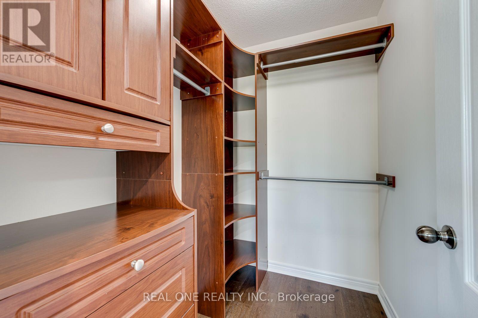 1387 Ferncrest Road, Oakville, ON - Indoor