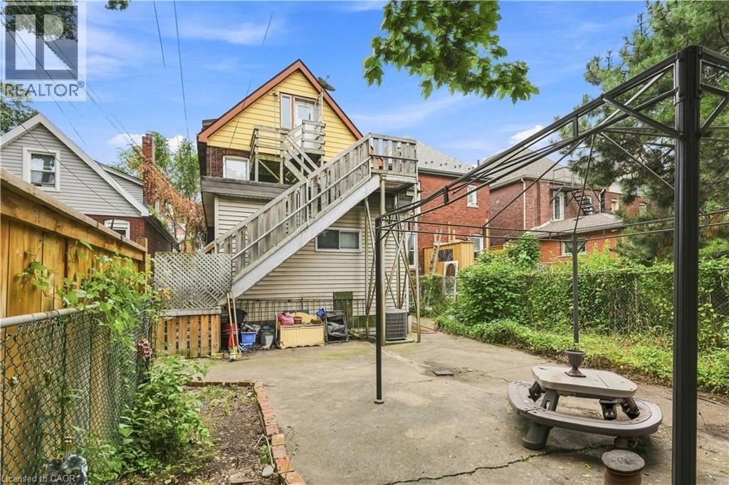 105 Rosemont Avenue, Hamilton, ON - Outdoor