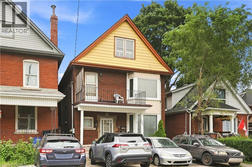 105 Rosemont Avenue, Hamilton, ON - Outdoor With Facade
