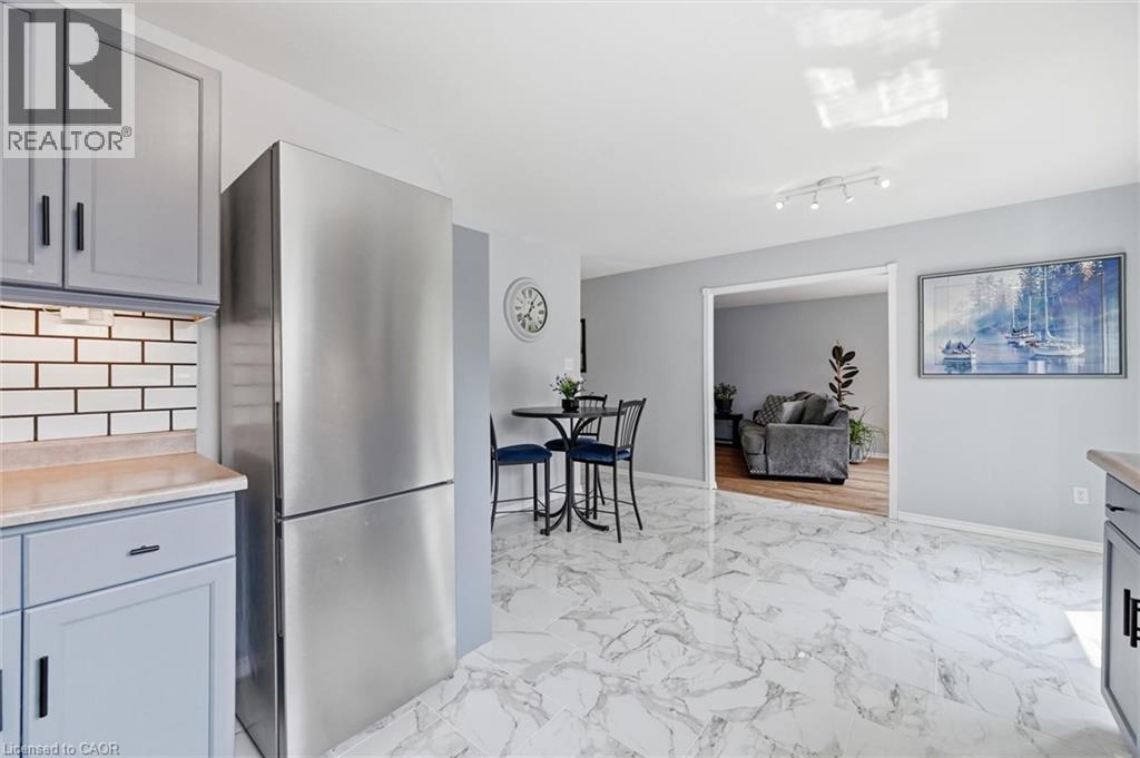 74 Liam Drive, Ancaster, ON - Indoor