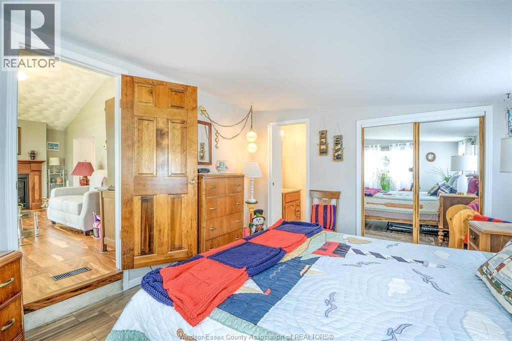 291 Murray, Amherstburg, ON - Indoor Photo Showing Bedroom