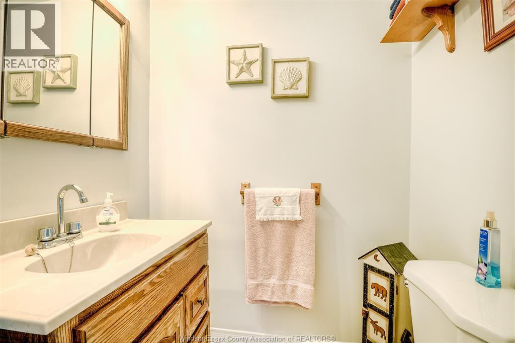 291 Murray, Amherstburg, ON - Indoor Photo Showing Bathroom