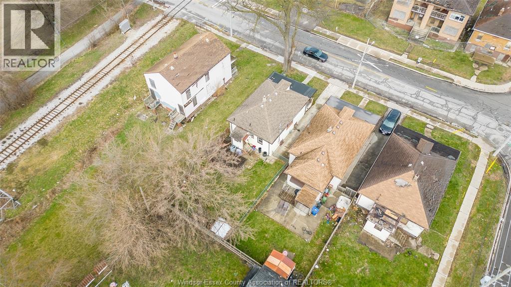 879 Felix Avenue, Windsor, ON -