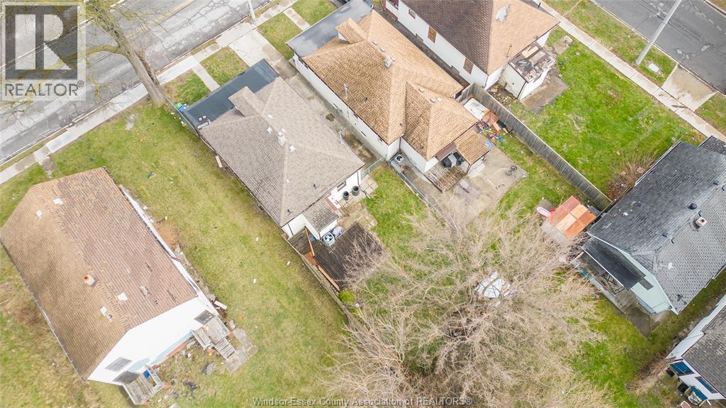 879 Felix Avenue, Windsor, ON -