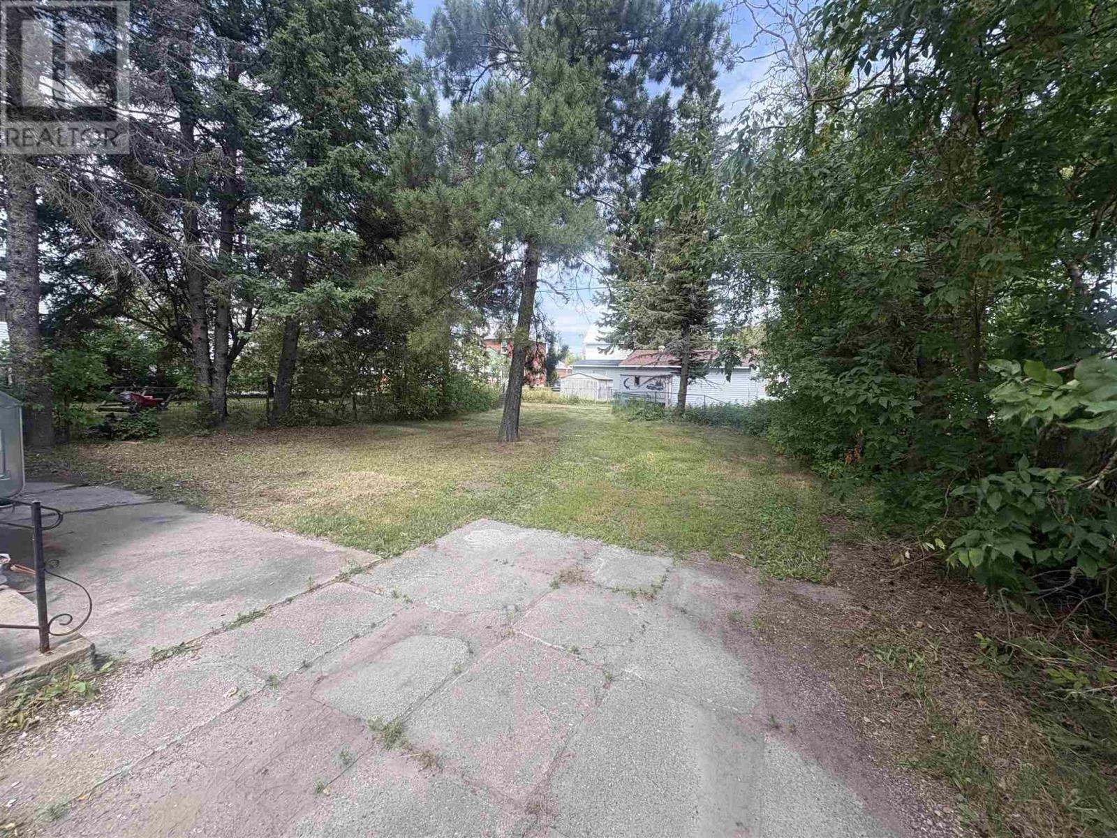 32 Lansdowne St S, Chapleau, ON - Outdoor