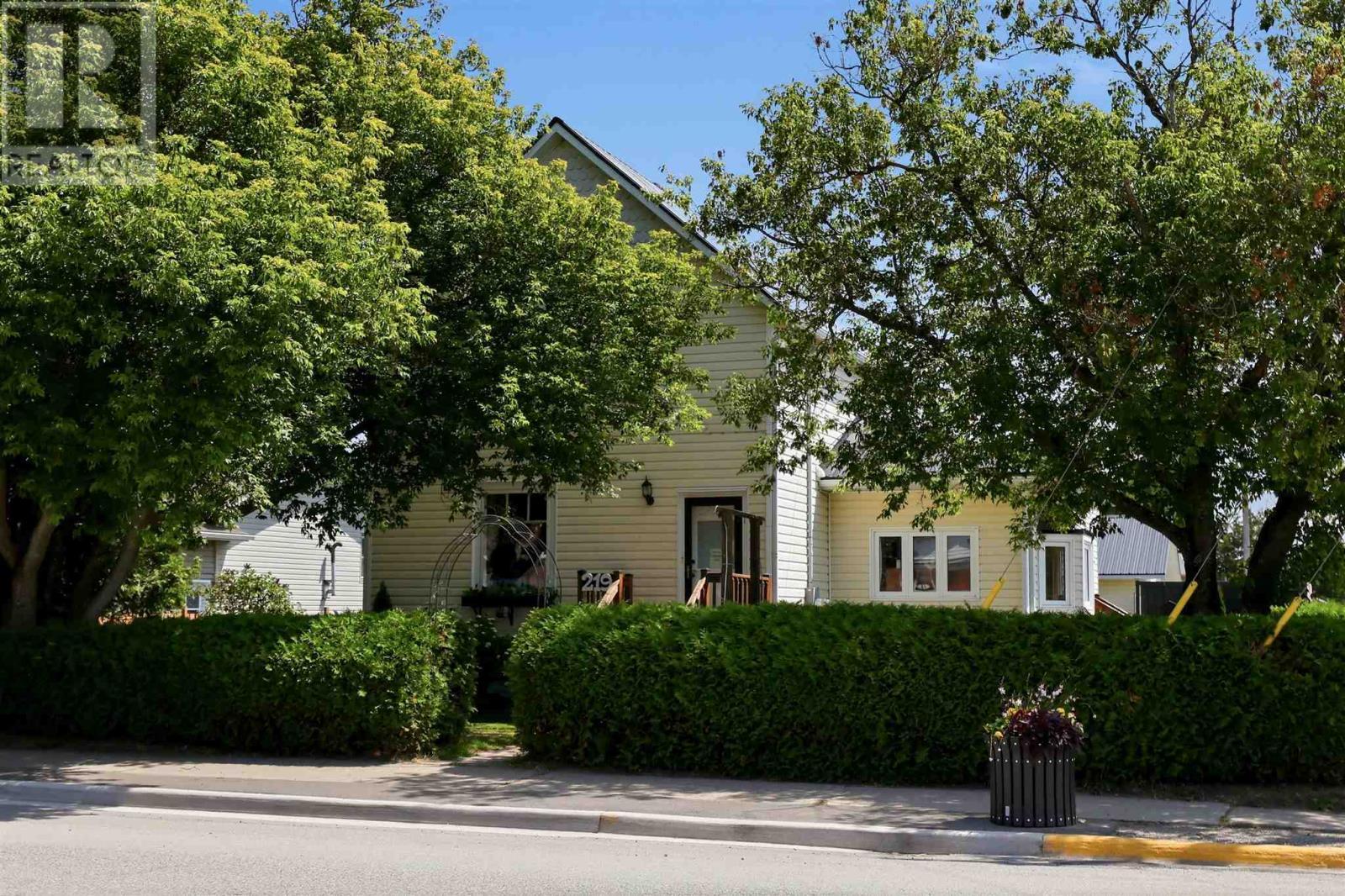 219 Main St, Thessalon, ON - Outdoor