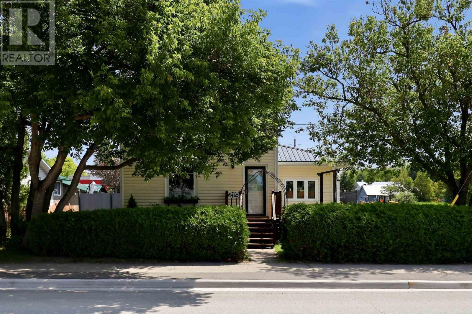 219 Main St, Thessalon, ON - Outdoor