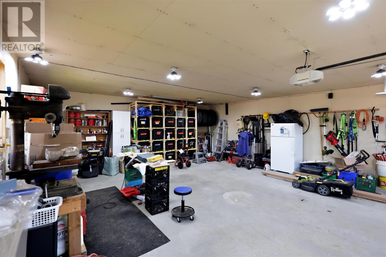 219 Main St, Thessalon, ON - Indoor Photo Showing Garage