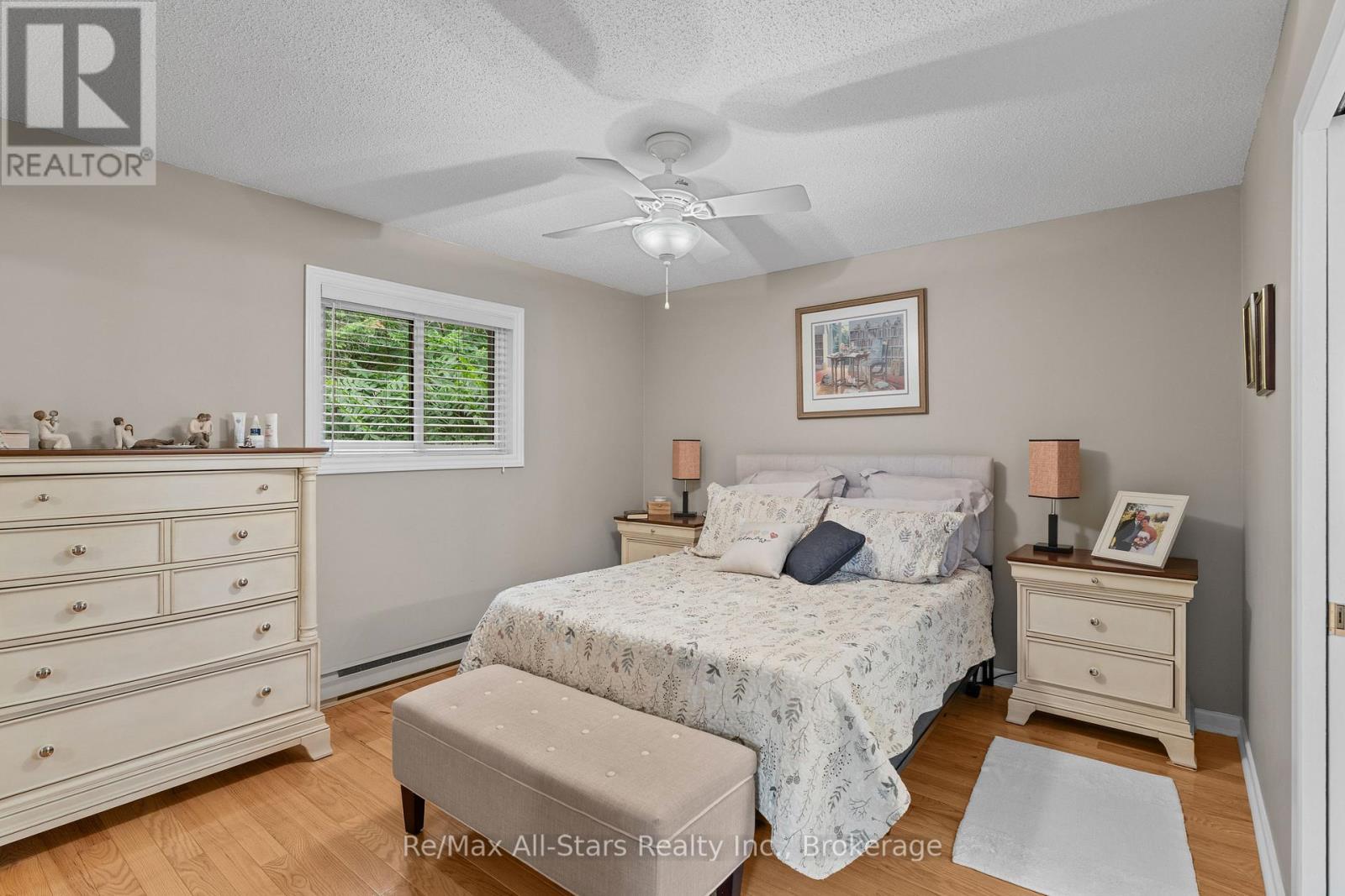 45 Janlisda Drive, Kawartha Lakes (Fenelon Falls), ON - Indoor Photo Showing Bedroom