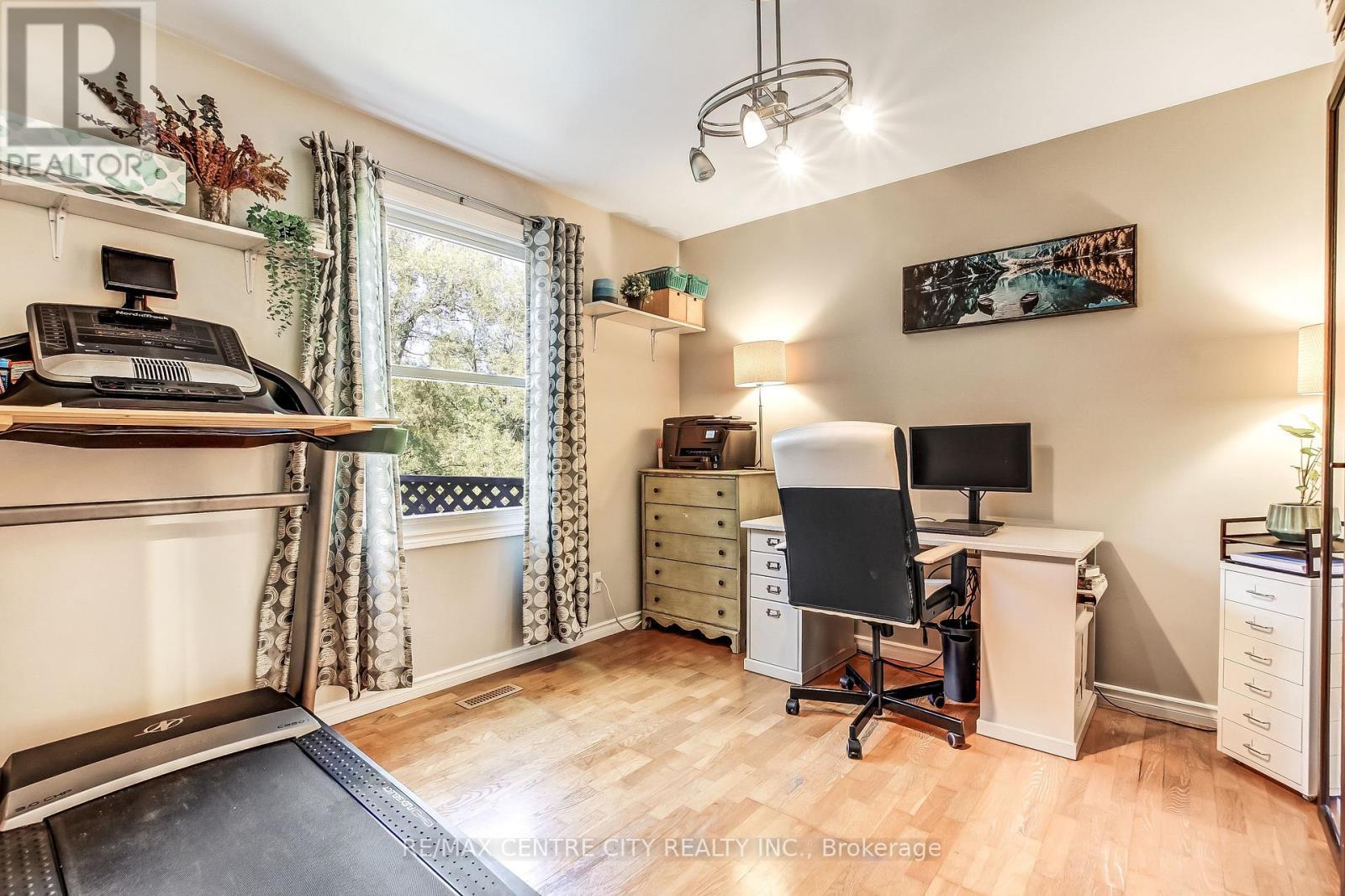 361 George Street, Central Elgin (Port Stanley), ON - Indoor Photo Showing Office