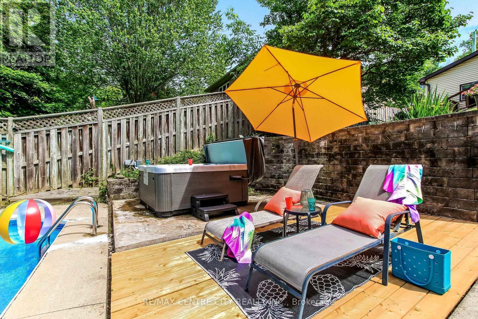 361 George Street, Central Elgin (Port Stanley), ON - Outdoor