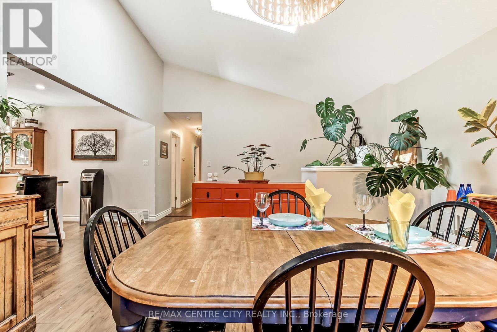 361 George Street, Central Elgin (Port Stanley), ON - Indoor Photo Showing Dining Room