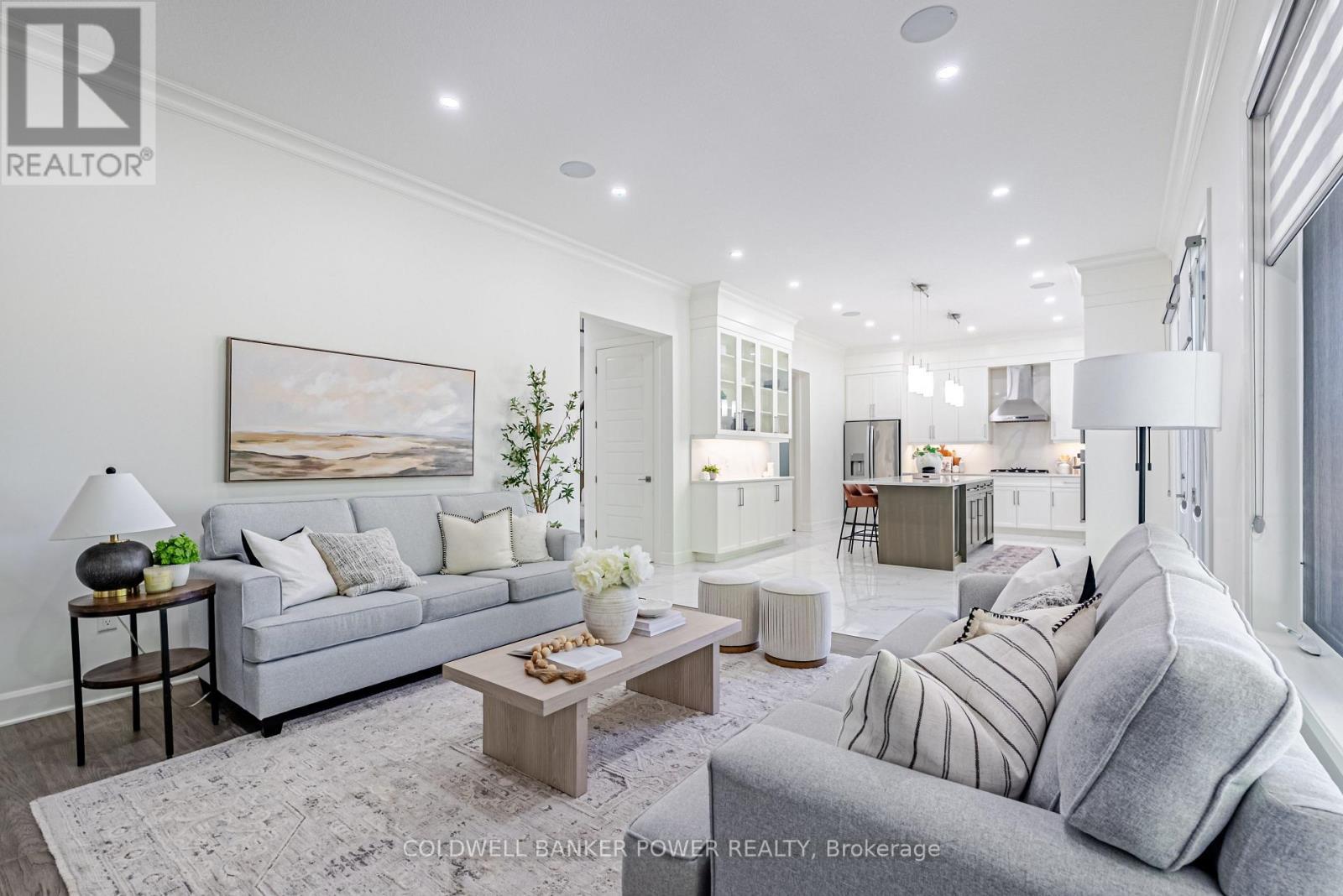 2202 Tripp Drive, London South (South V), ON - Indoor Photo Showing Living Room