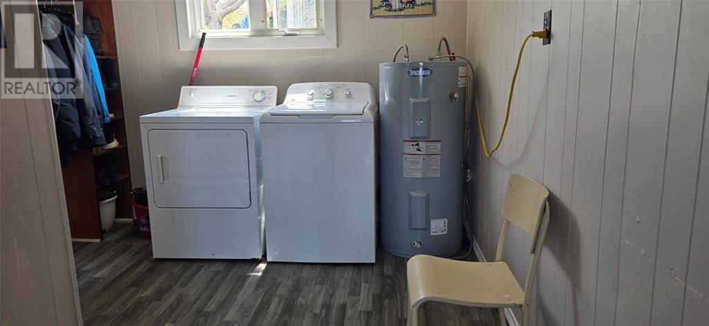 14 Logwood Drive, Fortune, NL - Indoor Photo Showing Laundry Room