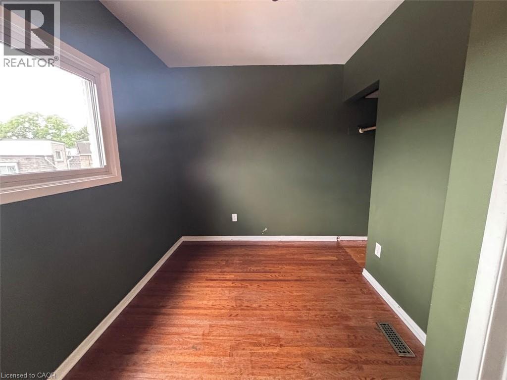 5 Viking Court Unit# 304, Grimsby, ON - Indoor Photo Showing Other Room
